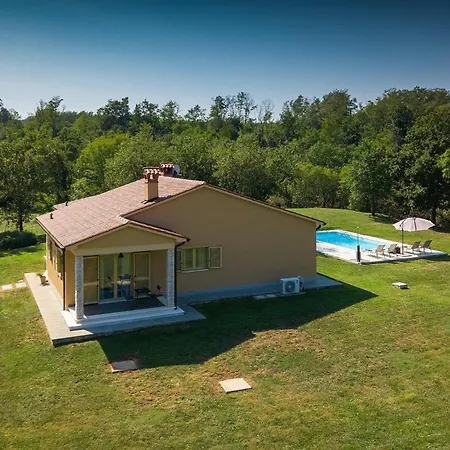 Soffio Daria Holiday home Santalezi